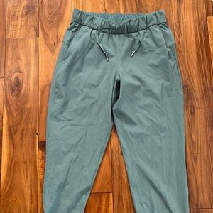 Lululemon joggers